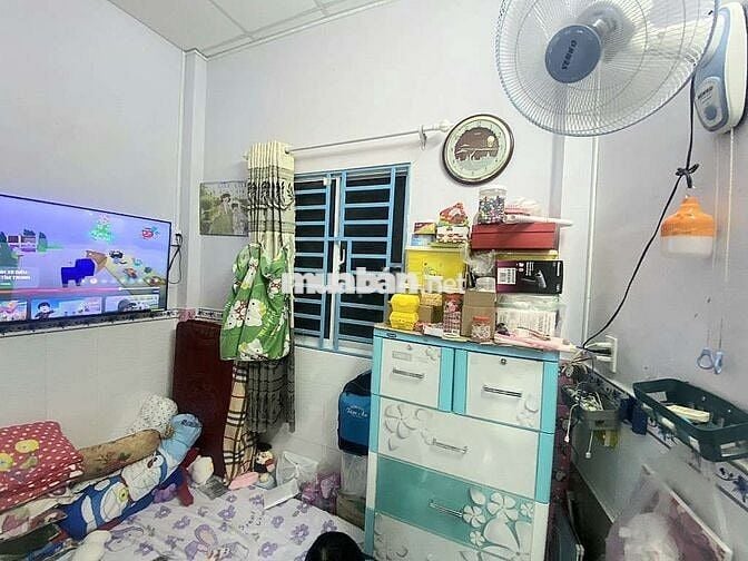 - NHÀ 2 TẦNG 30M2 - 2 TỶ4 TL - NGAY TÔ NGỌC VÂN THỦ ĐỨC