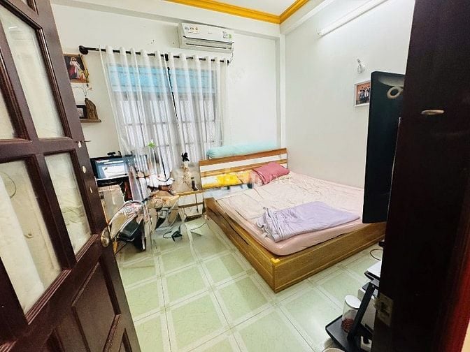 ⭐️Nhà 3 Lầu DT:4,6x15,2m ngay sân bay hẻm xe hơi 5m Bạch Đằng, P2.