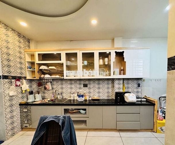 🔥PHÚ NHUẬN Giáp QUẬN 1🏩🏣🏤 
Ngang Gần 5M - 52M2 x 2 TẦNG - 7,7 Tỷ