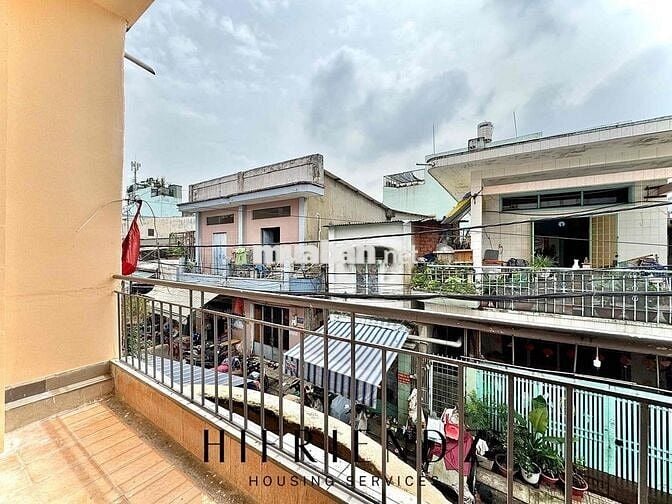 STUDIO TÁCH BẾP BAN CÔNG - GIÁ SIÊU HỜI NGAY TRUNG TÂM TÂN PHÚ
