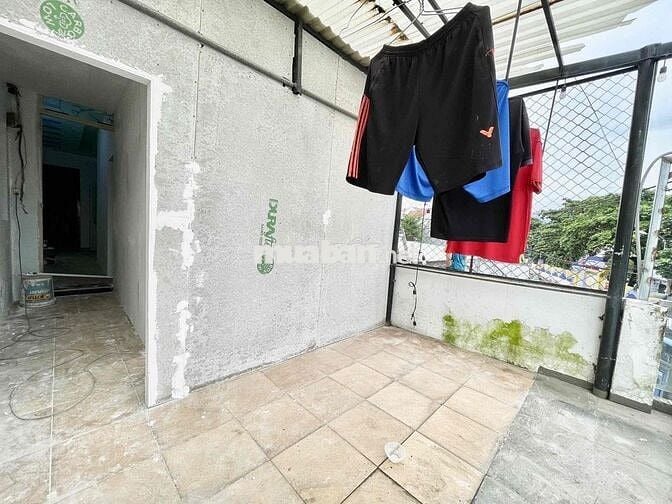 CHO THUÊ CĂN HỘ 2 PHÒNG NGỦ BAN CÔNG ĐẦY ĐỦ NỘI THẤT