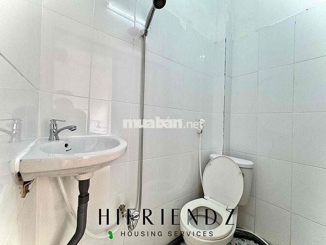 STUDIO TÁCH BẾP BAN CÔNG - GIÁ SIÊU HỜI NGAY TRUNG TÂM TÂN PHÚ