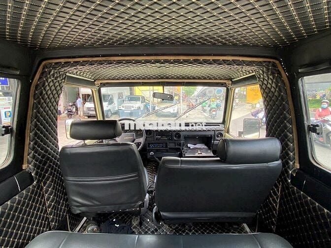 Toyota Land Cruiser BJ70 4.0 MT 1989