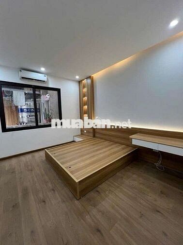 BÁN NHÀ BẠCH ĐẰNG , NGÕ NÔNG GẦN CHỢ , DTSD 30M . 4 TẦNG . FUL NỘITHAT