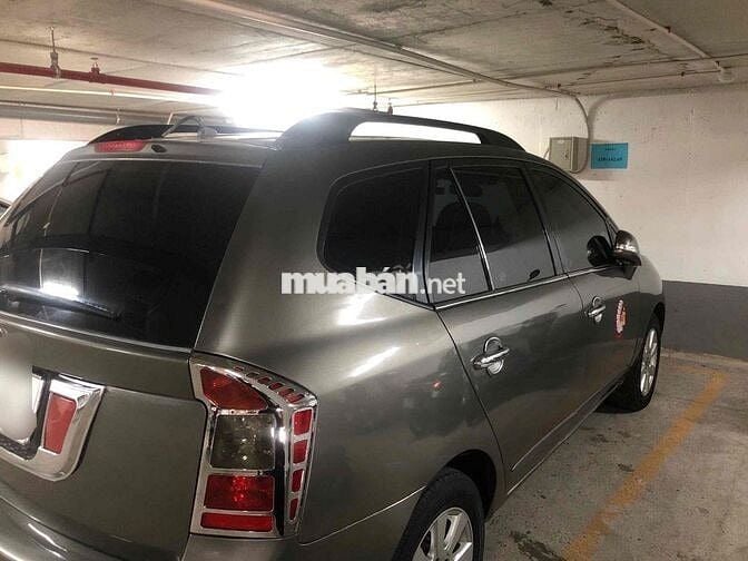 Kia Carens 2010 LX 1.6 MT - 153000 km