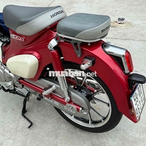SuperCub125 sx2020 màu đỏ máy lớn