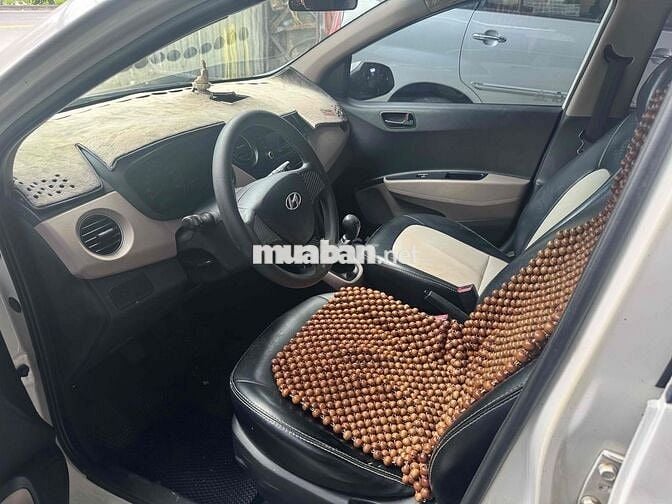 Hyundai Grand i10 2016 gia đình