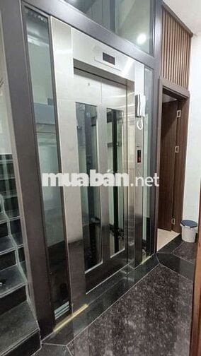 Cho thuê căn shophouse full nội thất thang máy san hô Vinhomes Gia Lâm