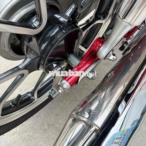 SuperCub125 sx2020 màu đỏ máy lớn