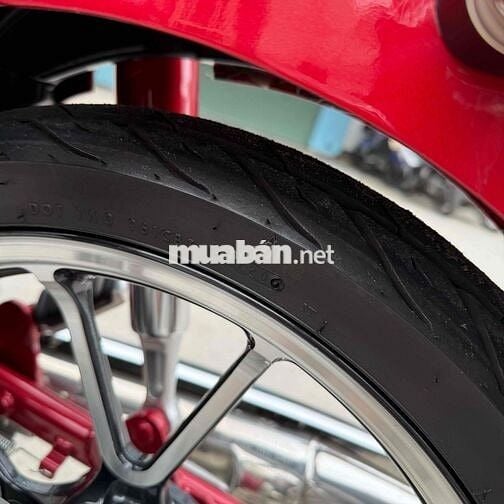 SuperCub125 sx2020 màu đỏ máy lớn