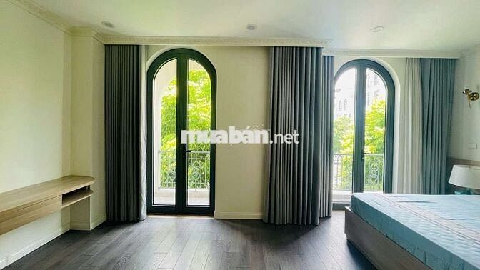 Cho thuê biệt thự song lập vợ và làm văn phòng giá rẻ nhất OCP1Gia Lâm