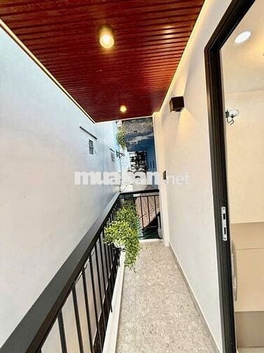 Nhà hẻm xe máy 1 sẹc 12m2, đường Nguyễn Thượng Hiền, Bình Thạnh