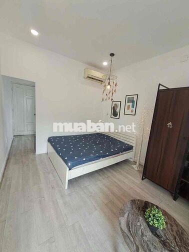 CHUYỂN CÔNG TÁC PASS GẤP 1PN BAN CÔNG FULL NT THANG MÁY BẢO VỆ 24/7