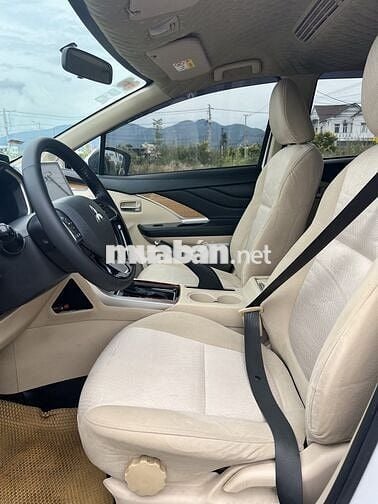 Mitsubishi Xpander 2019 1.5 AT màu trắng