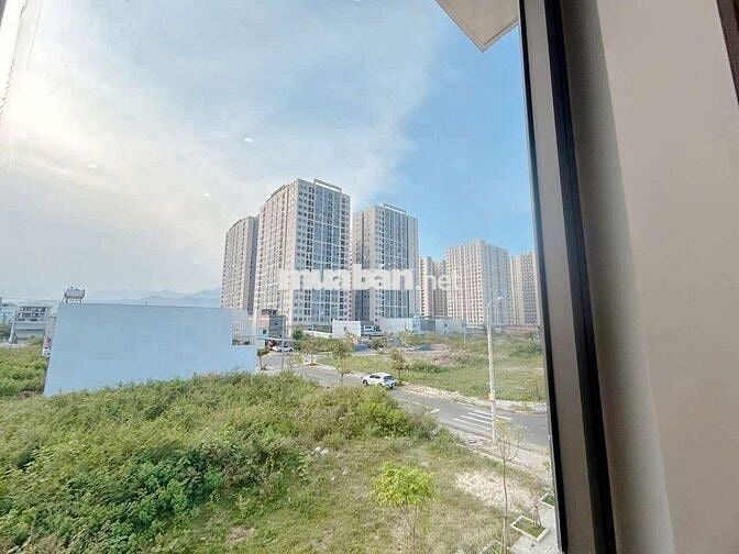 Vị Trí Quá Đẹp , Dt Đất Rộng , Thích hợp đầu tư