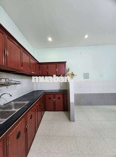 NHÀ TRỆT LẦU 2 PN GẦN NGÃ TƯ BÌNH PHƯỚC