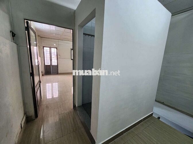 NHÀ TRỆT LẦU 2 PN GẦN NGÃ TƯ BÌNH PHƯỚC