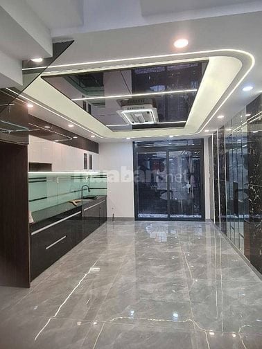Nhà đẹp 4 tầng tại Hậu Giang trung tâm Q6, DTSD 143m2,Giá 4.X tỷ (TL)