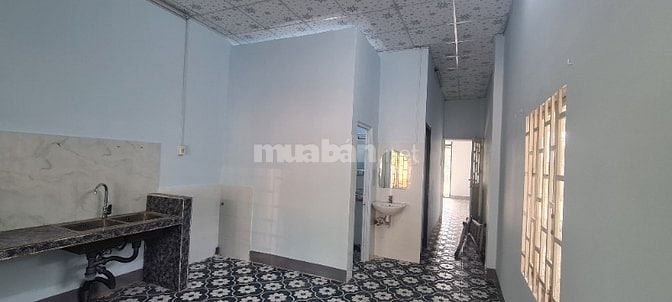 Cho thuê nhà hoàn thiện, mặt tiền đường liên tỉnh.