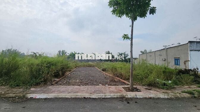 Bán đất 103m2 mặt tiền nhựa 6m, gần chợ Sông Thao, chỉ 680 triệu
