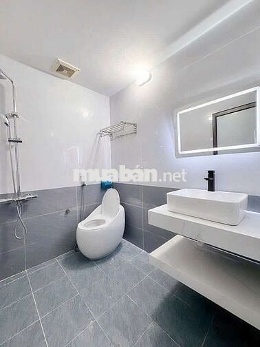 Cực phẩm Văn Quán -Dân xây 42m- Mặt ngõ thông - Oto tránh 20m -10,8 tỷ