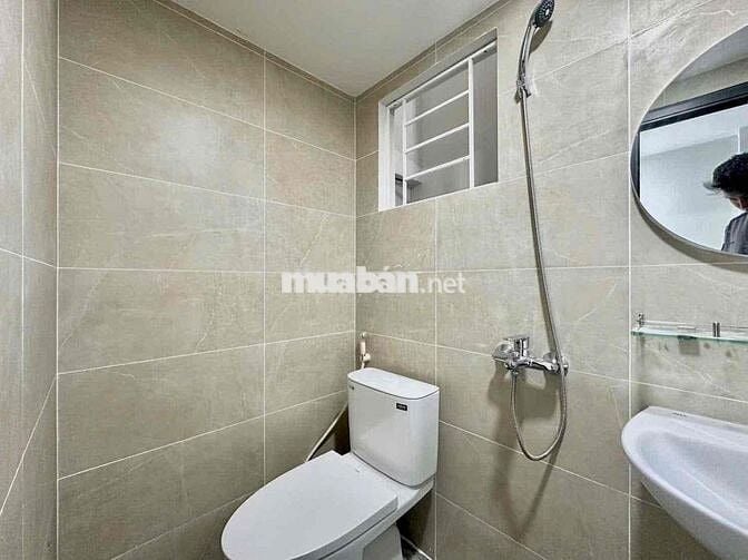 Duplex ban công, full nội thất, máy giặt riêng ngay Văn Hiến, Đầm Sen