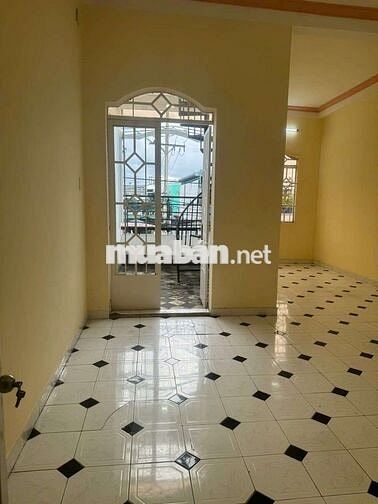 Cho thuê nhà MT đường Bình Trị Đông kinh doanh