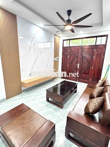 10M OTO TẢI TRÁNH-ĐAN KHÊ-THOÁNG ĐẸP