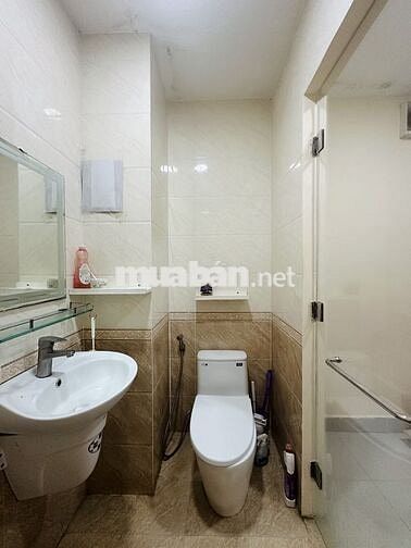 CHO THUÊ PHÒNG CÓ BAN CÔNG, MÁY LẠNH TẠI Q. TÂN PHÚ