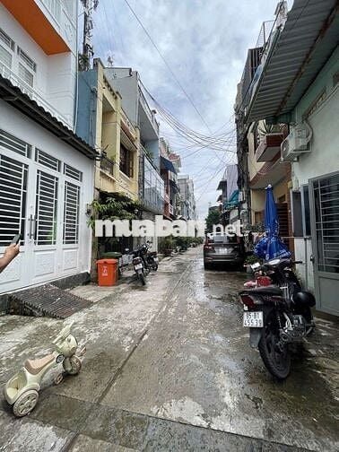Nhà này ko mua đi mua nhà nào Bình Tân ngay trường học