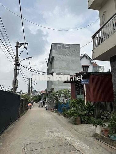 10M OTO TẢI TRÁNH-ĐAN KHÊ-THOÁNG ĐẸP
