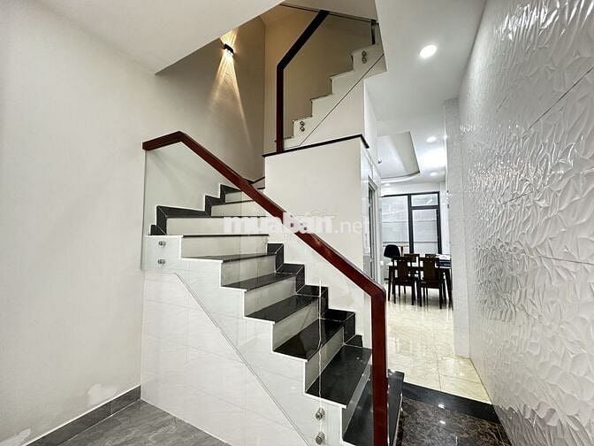 BÁN NHÀ HẺM XE HƠI THÍCH QUẢNG ĐỨC GẦN CHÙA PHÁP HOA QUẬN PHÚ NHUẬN