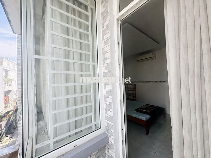 CHO THUÊ PHÒNG CÓ BAN CÔNG, MÁY LẠNH TẠI Q. TÂN PHÚ