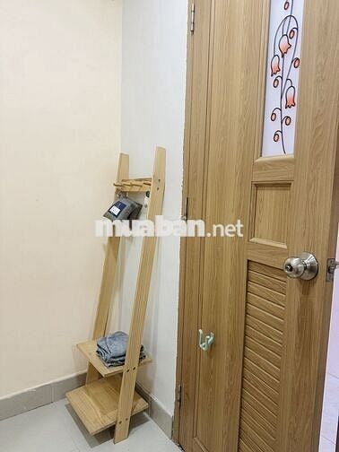 CHO THUÊ PHÒNG CÓ BAN CÔNG, MÁY LẠNH TẠI Q. TÂN PHÚ
