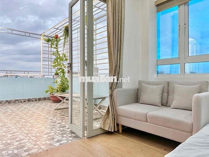 TRỐNG SẴN CĂN PENHOUSE 50m2 SÂN VƯỜN - QUẬN 10