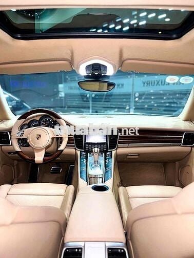 Porsche Panamera Model 2016 3.6 V6 - 48000 km