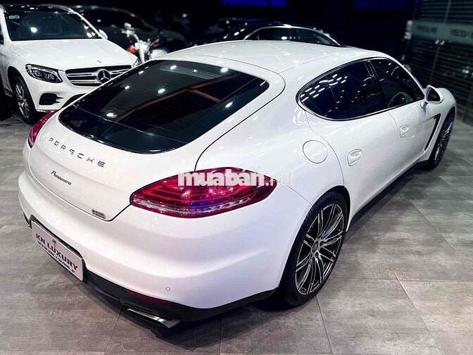 Porsche Panamera Model 2016 3.6 V6 - 48000 km