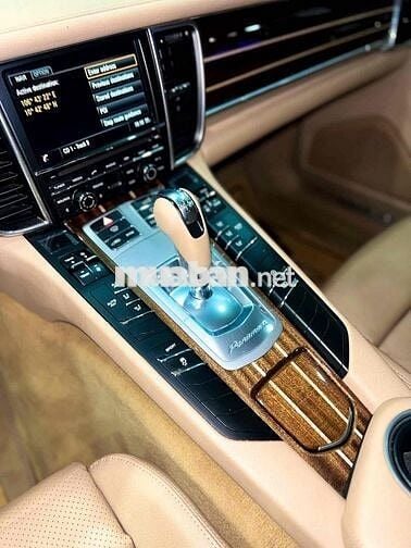 Porsche Panamera Model 2016 3.6 V6 - 48000 km