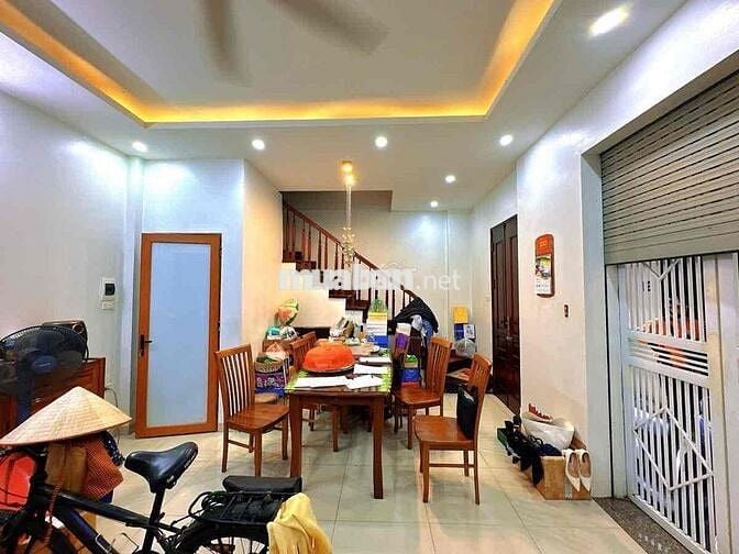 ĐÀO TẤN - LÔ GÓC - NHÀ MỚI ĐẸP Ở NGAY - MẶT TIỀN RỘNG