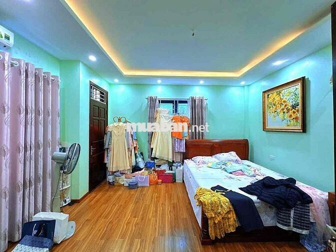 ĐÀO TẤN - LÔ GÓC - NHÀ MỚI ĐẸP Ở NGAY - MẶT TIỀN RỘNG