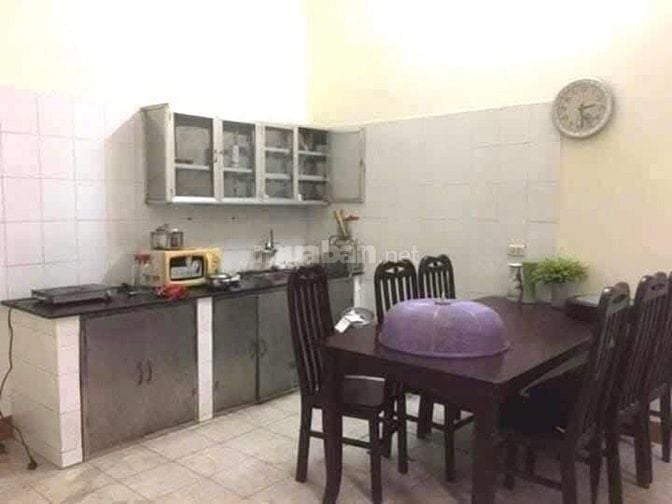 Bán nhà 3 tầng cho ai cần mua ạ