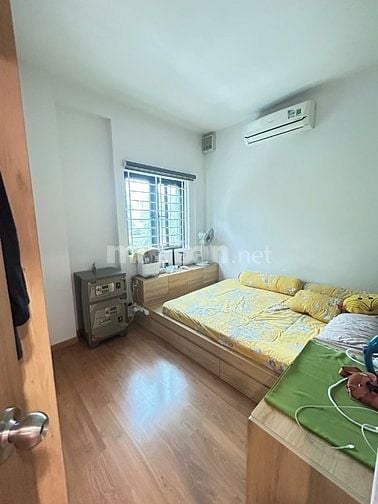 CC 52 P5 Q8 Căn góc 2PN 64m2 thang máy, tặng Nội thất, sổ sẵn cc liền