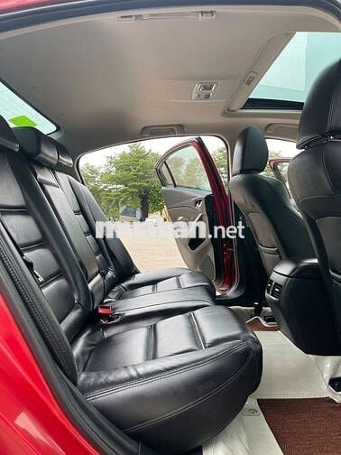 Mazda 6 2019 bản 2.0 Preminium Đỏ ruby xe rất mới