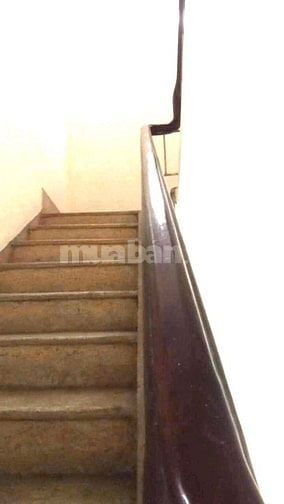 Bán nhà 3 tầng cho ai cần mua ạ