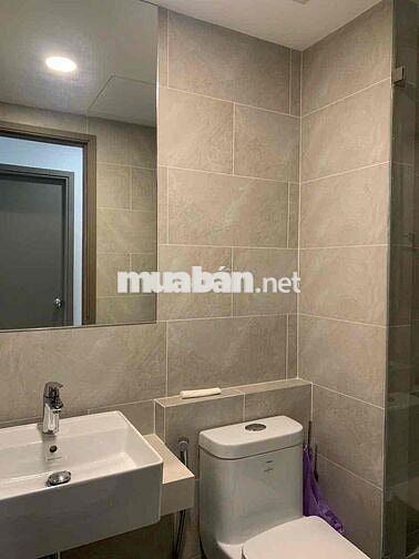 Bán căn 2pn 2wc gồm full nội thất, tháp D view nội khu sổ sẵn cc ngay