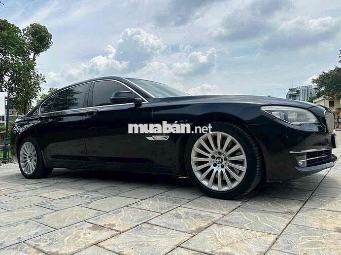 BMW 7 Series 750Li - LCI - V8-4,4L -2015