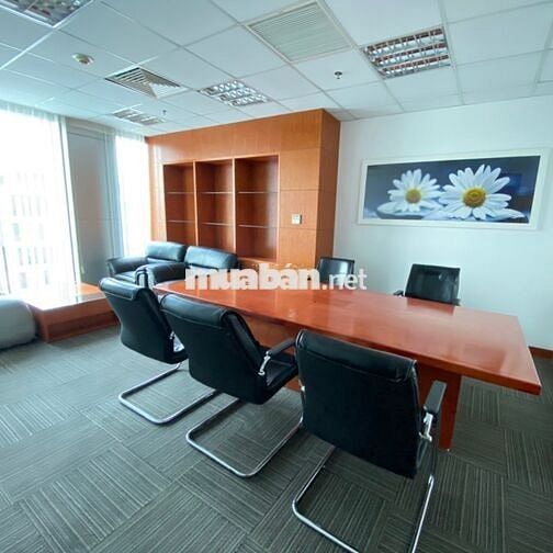 Văn phòng 188m2 MT Cộng Hòa, full nội thất cơ bản, vào làm ngay