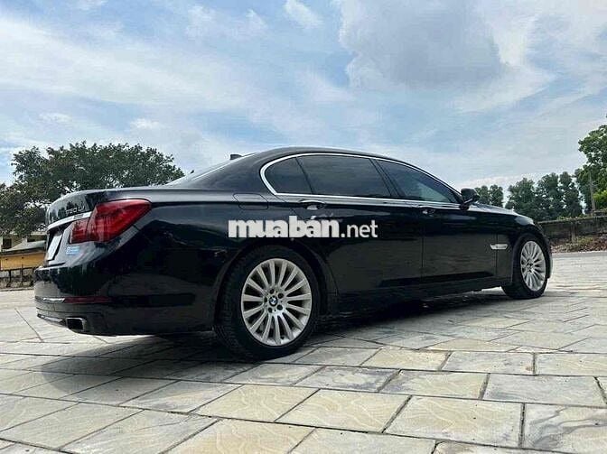 BMW 7 Series 750Li - LCI - V8-4,4L -2015