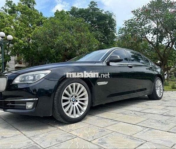 BMW 7 Series 750Li - LCI - V8-4,4L -2015