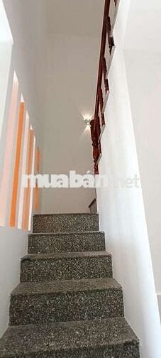 Nhà tân kim xe hơi Sổ Hồng Sẵn